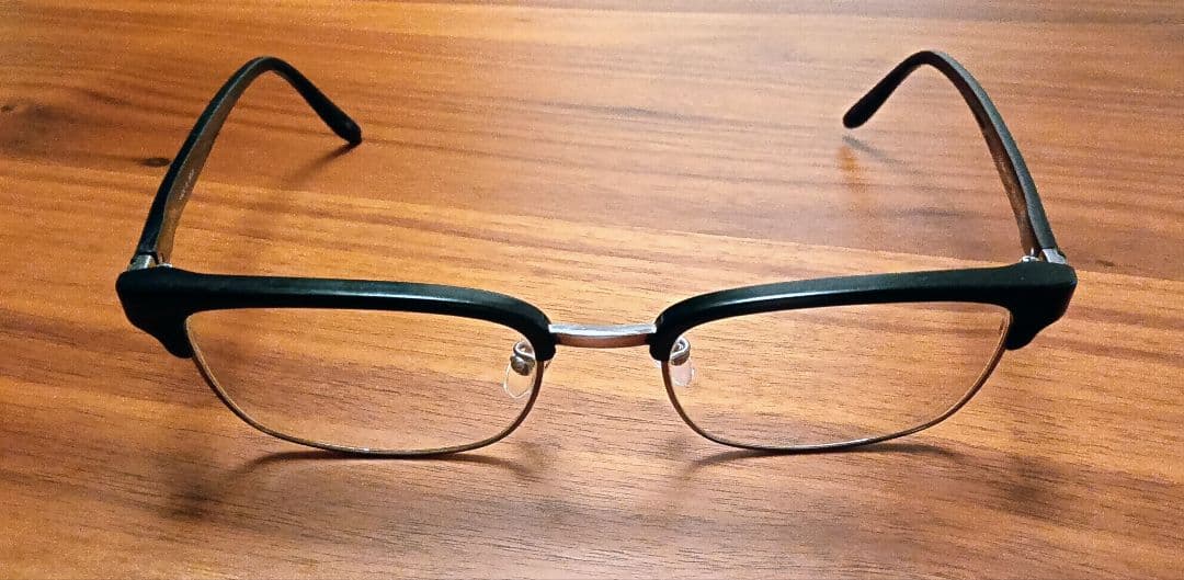GUCCI グッチ　メガネ　メガネフレーム　ブラック　シンプル