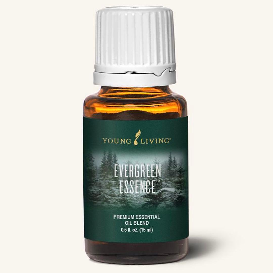 ヤングリビング・エバーグリーンエッセンシャルオイル15ml