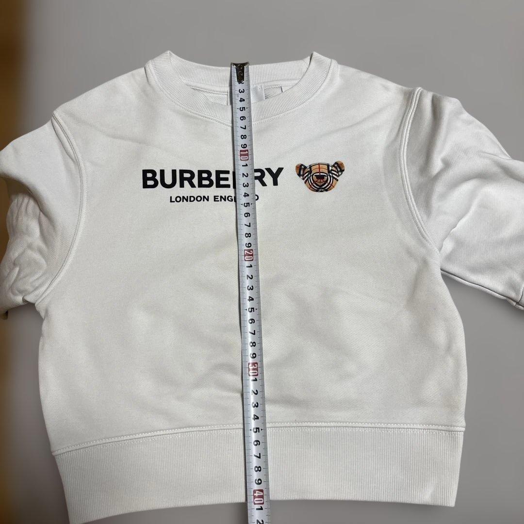 バーバリー　トレーナー　8Y
