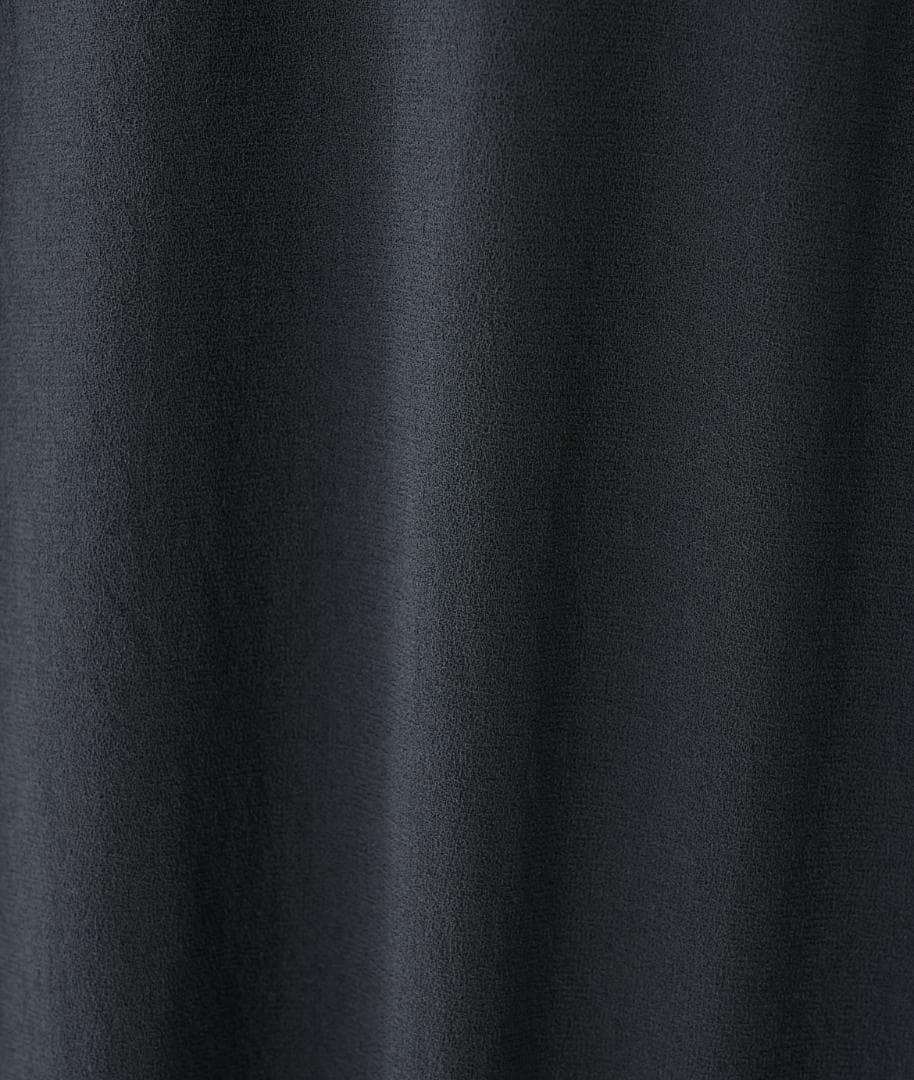 【新品タグ付】BEARDSLEY ビアズリー 後ろドレープTブラウス