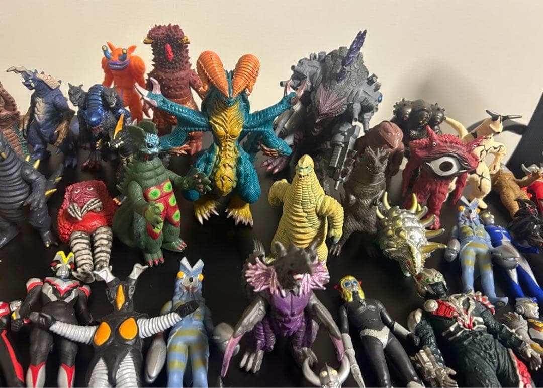 ウルトラマンシリーズ 怪獣フィギュア 72体セット