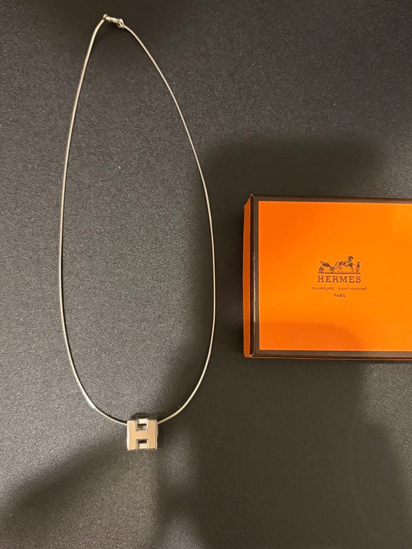 ヒ*ツ様 【極美品】エルメス Hキューブ ネックレス シルバー×アイボリー