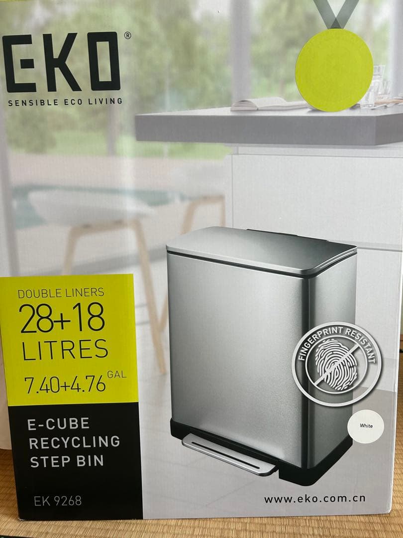 EKO EK 9268 ステップビン 28+18L