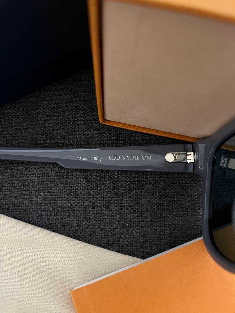 小物 LOUIS VUITTON OUTERSPACE BLACK GREY