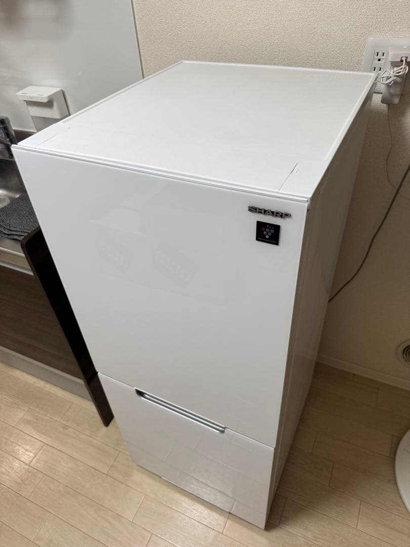 SHARP 2022年製 152L冷蔵庫 SJ-GD15H