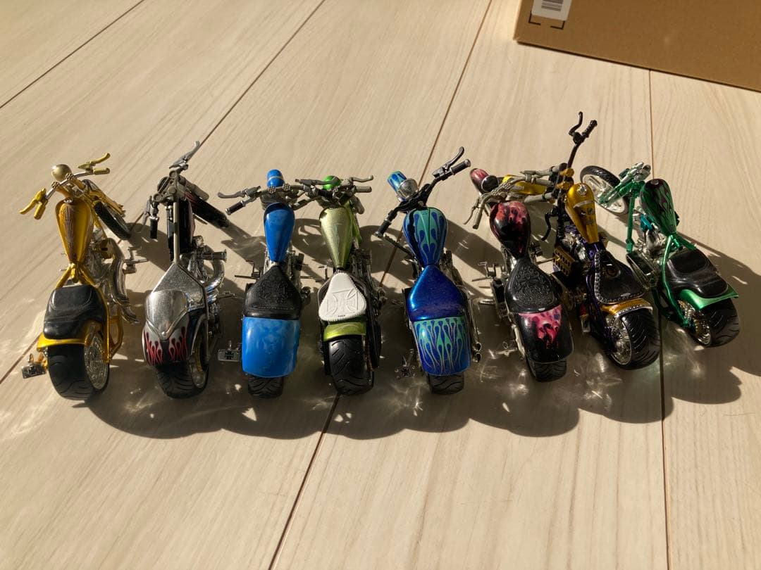 ウエストコーストチョッパーズ　マッスルマシーン　カスタム　バイク　８台セット