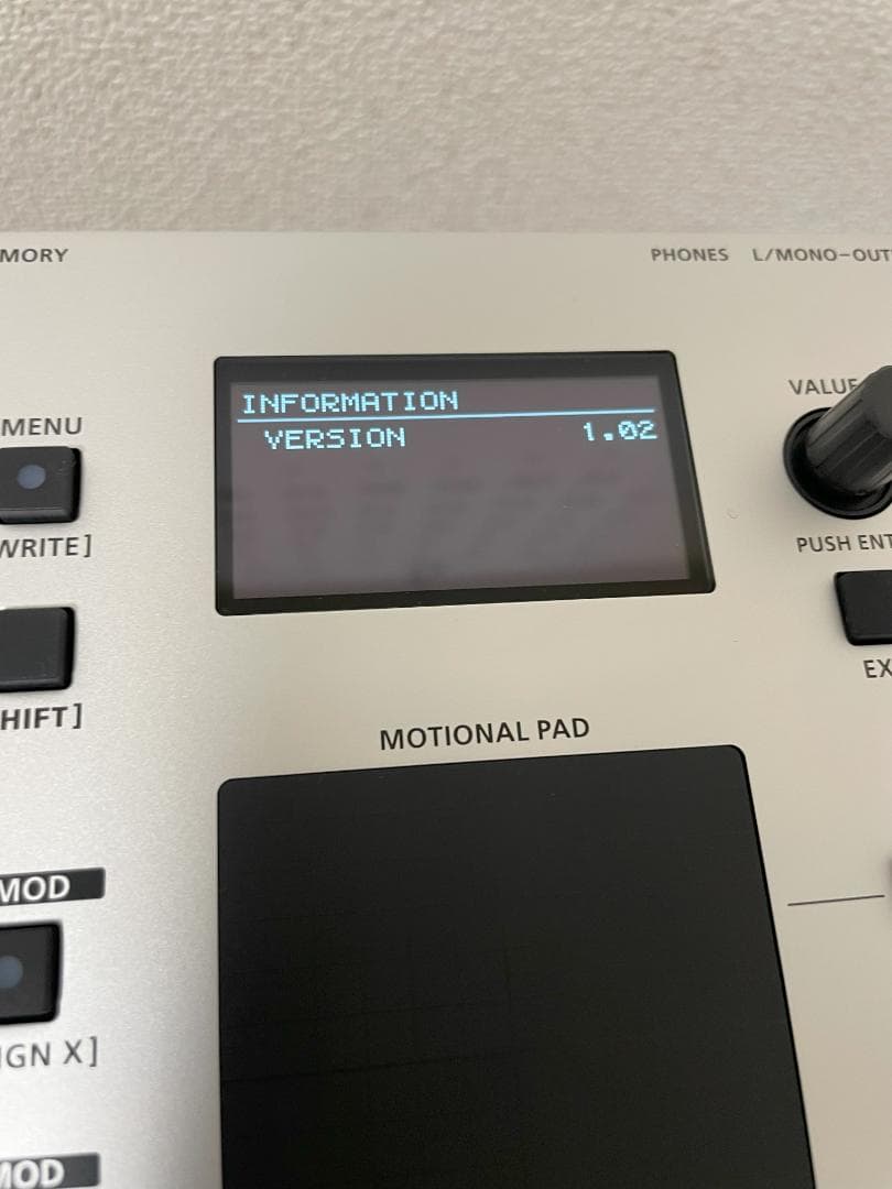 【美品】シンセサイザー Roland GAIA2 (USED) 値下ご容赦