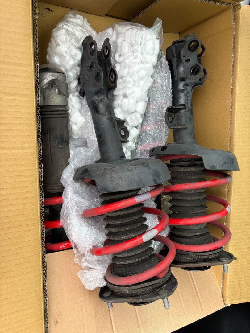 プリウスPHVGRサスキット（送料込み）