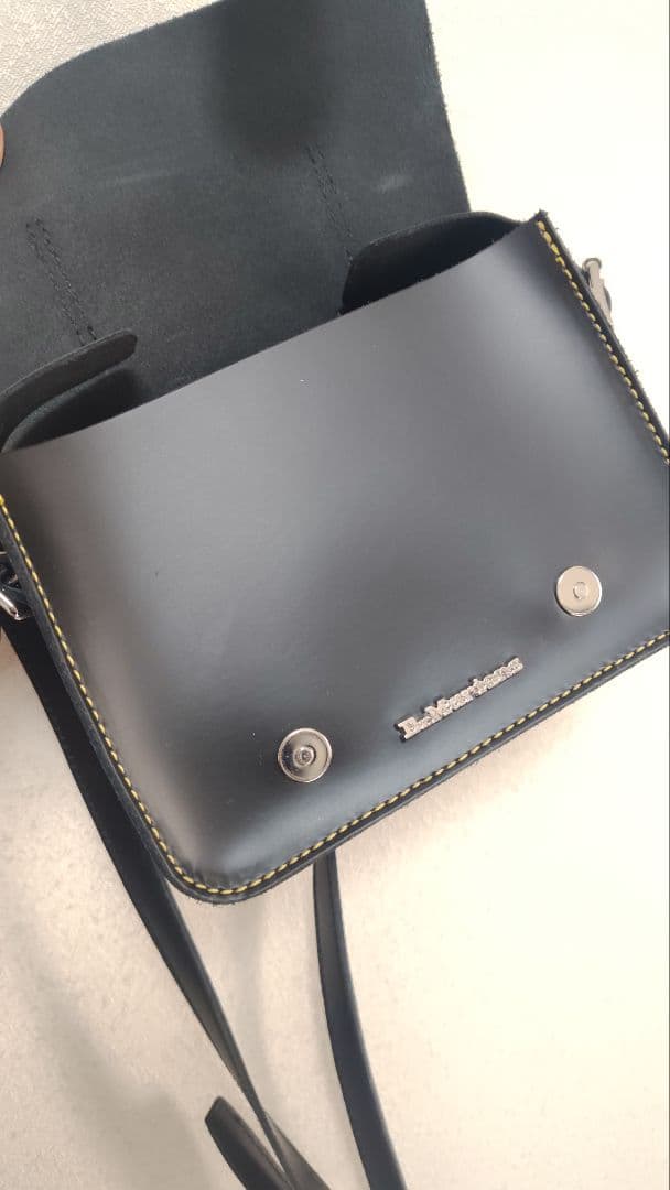 Dr.Martens 7インチ サッチェルバッグ