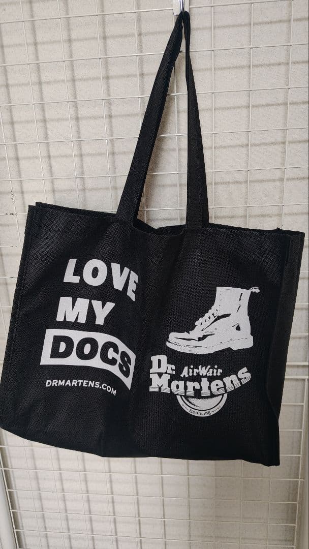 Dr.Martens 7インチ サッチェルバッグ