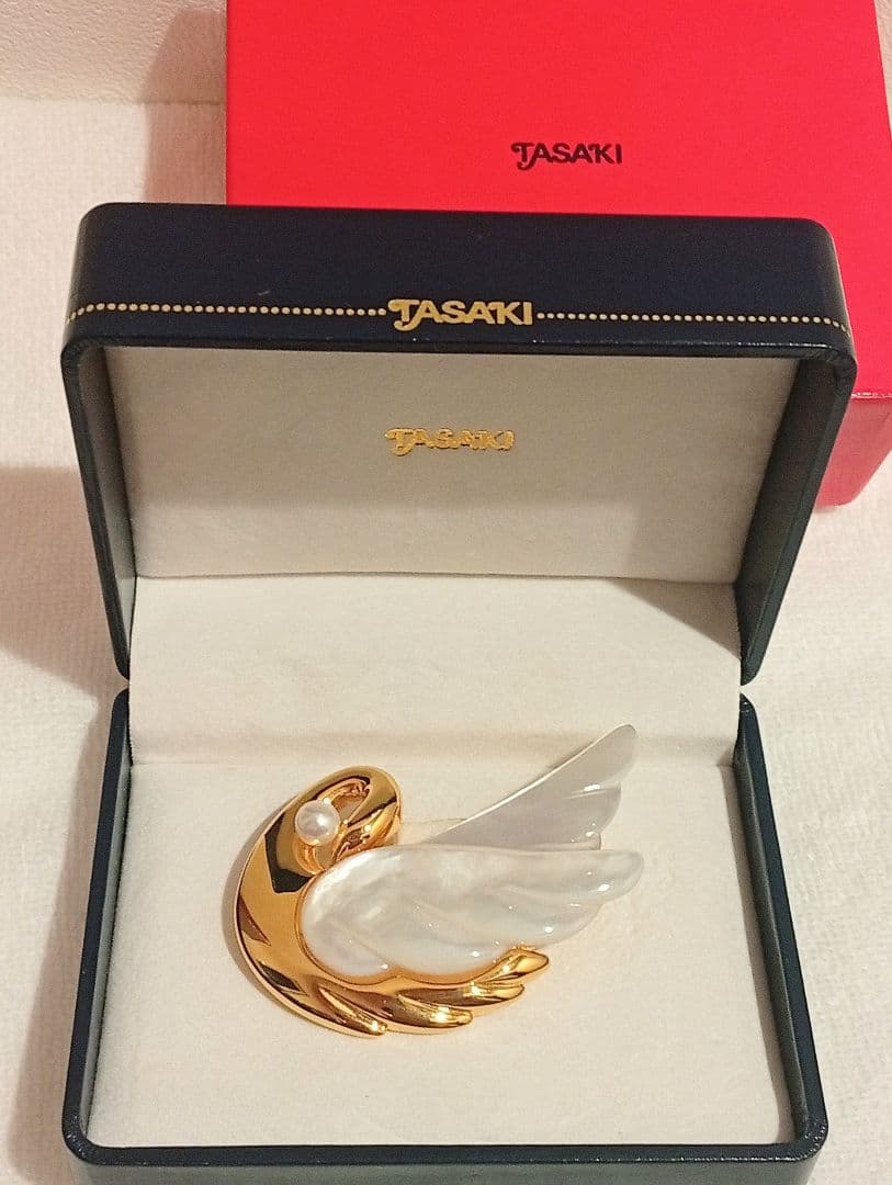 【ほぼ未使用】TASAKI タサキ ブローチ スワン 本真珠 アコヤ真珠 パール