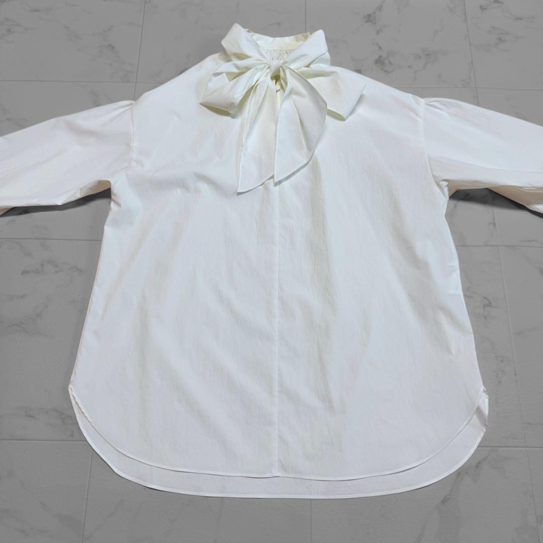美品洗える 亀恭子さんコラボ ドレステリア ボウタイブラウス ボリュームスリーブ