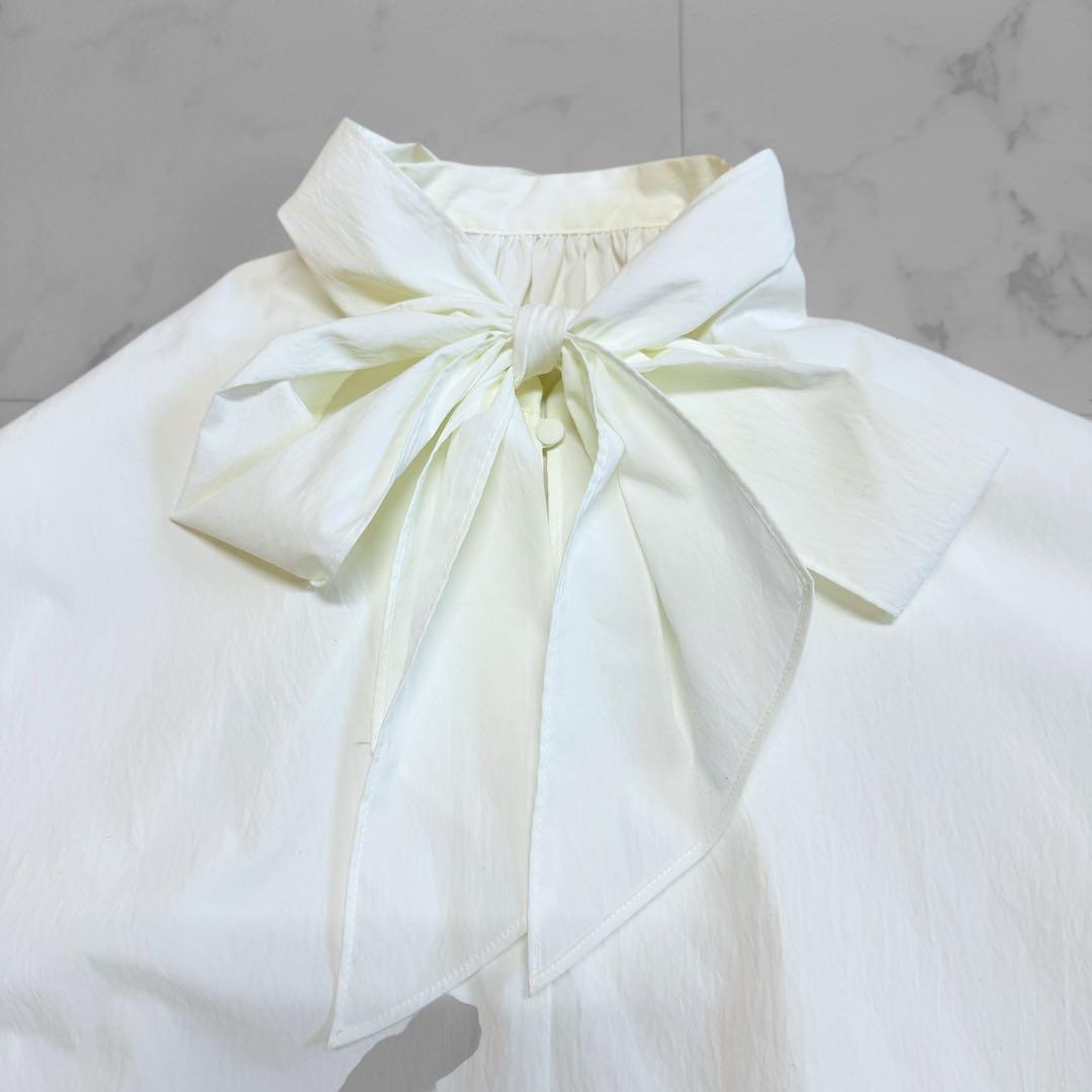 美品洗える 亀恭子さんコラボ ドレステリア ボウタイブラウス ボリュームスリーブ