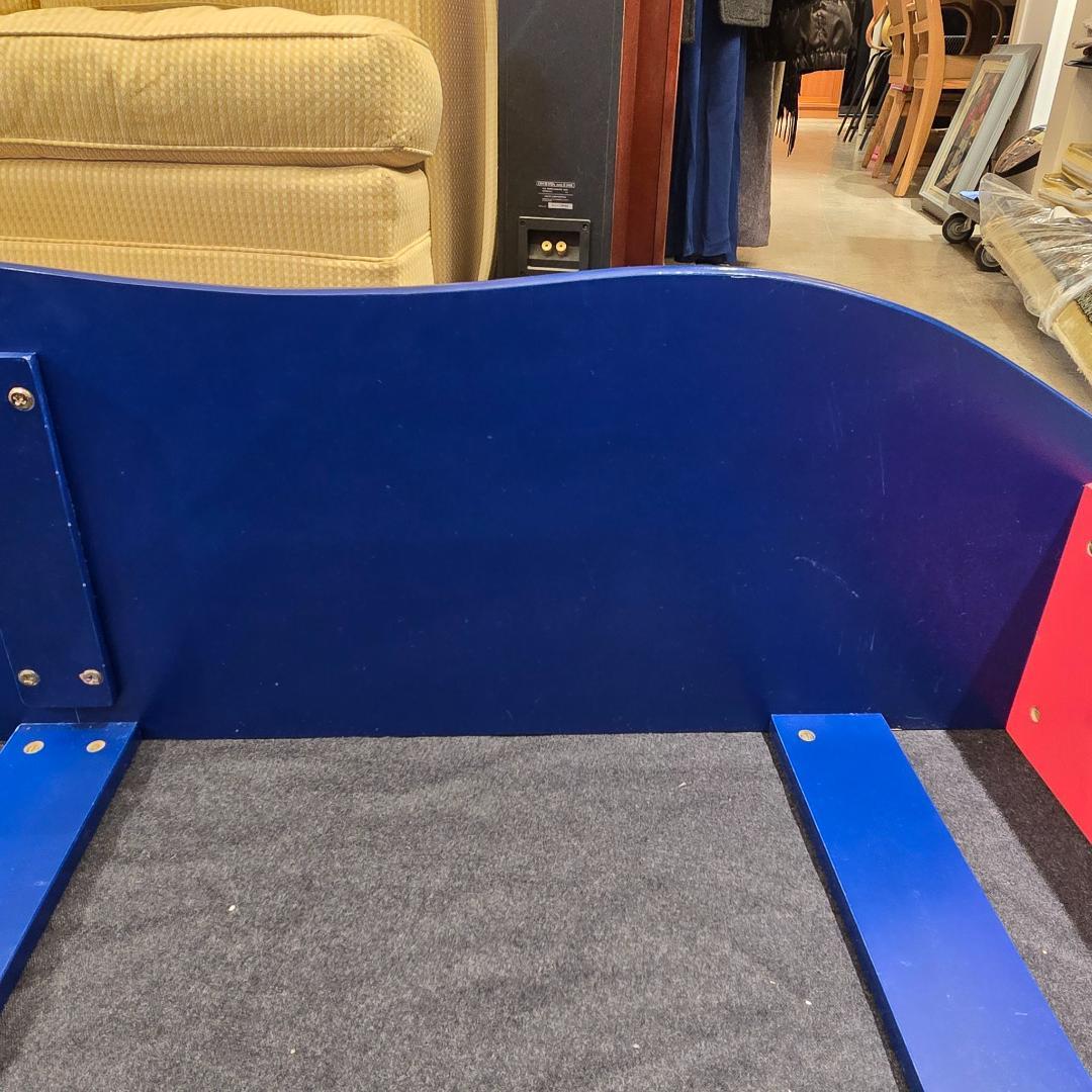 i+【引取大歓迎】 Delta ディズニー ピクサー カーズ ベットフレーム