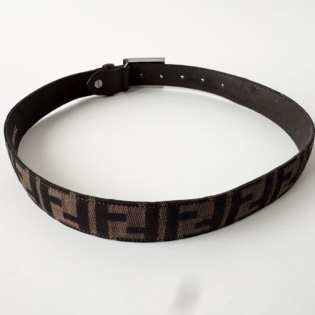 【美品】フェンディ ベルト ズッカ柄 シルバー金具 レザー ブラウン