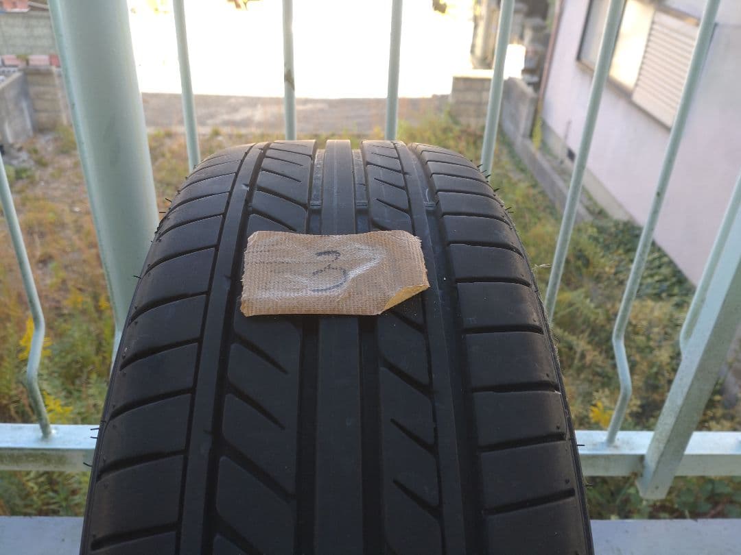 エンケイ　ENKEI　GTC01 19インチ 7.5J