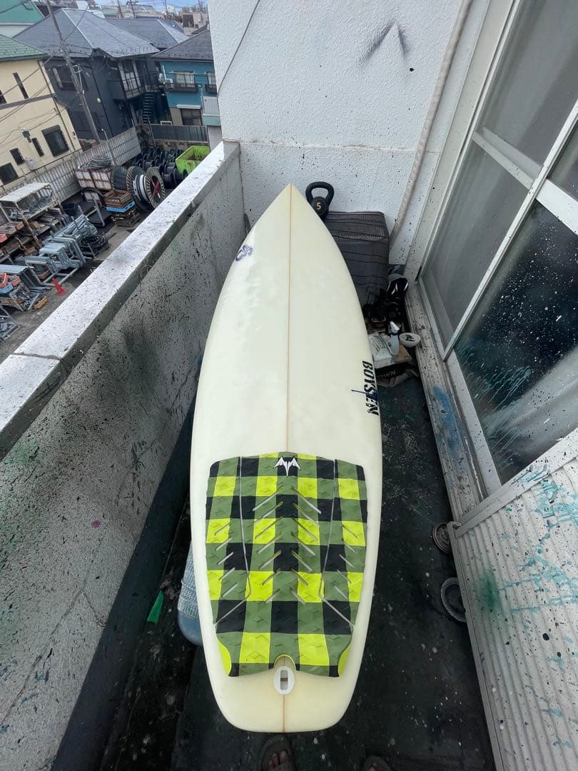 スティーブボイセンサーフボード6.1 ハイパフォーマンス！フィン付き！