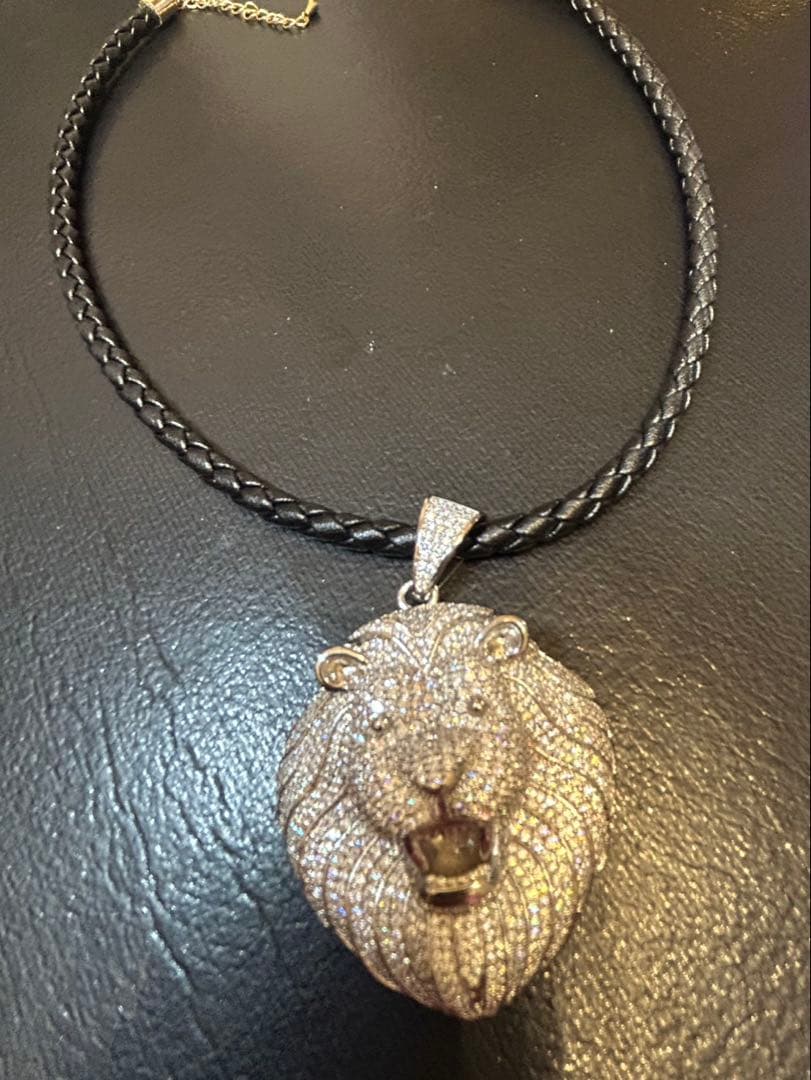 ￼スカル2種＆ライオンキュービック➕レザーネックレスセット　おまけ