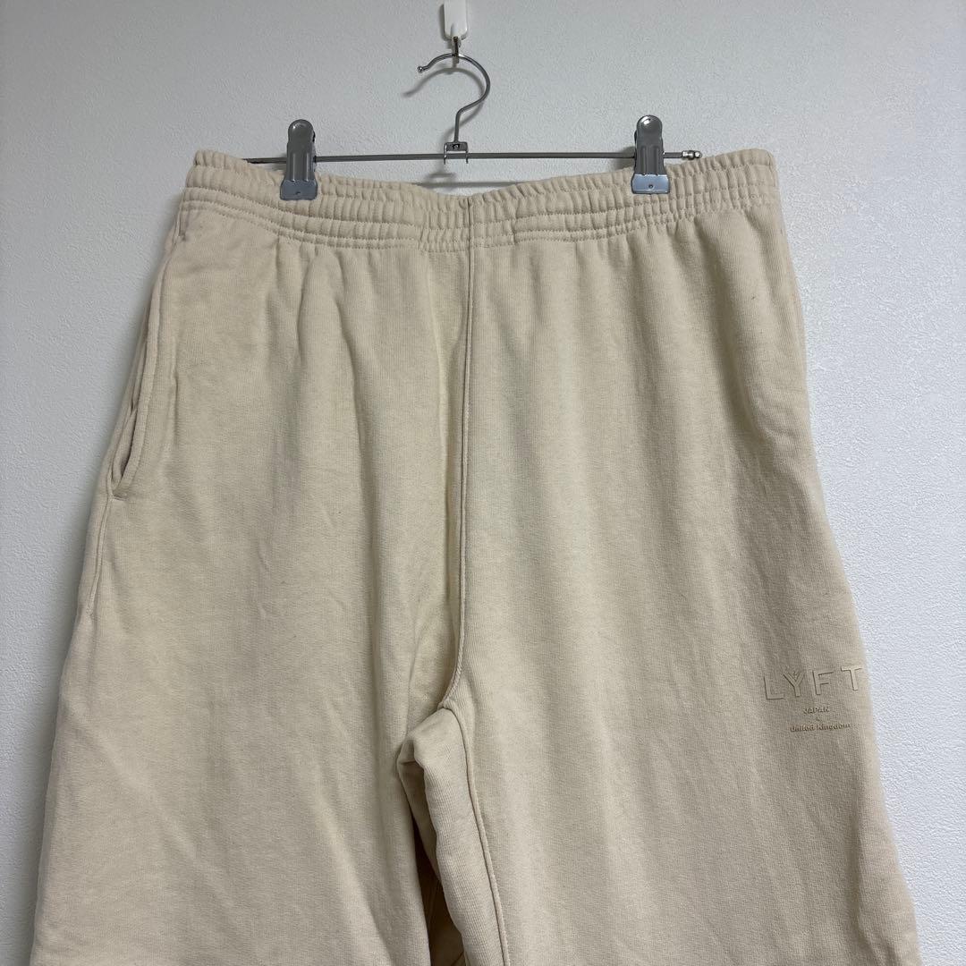 LYFT スウェット　セットアップ　スタンドカラー　ivory