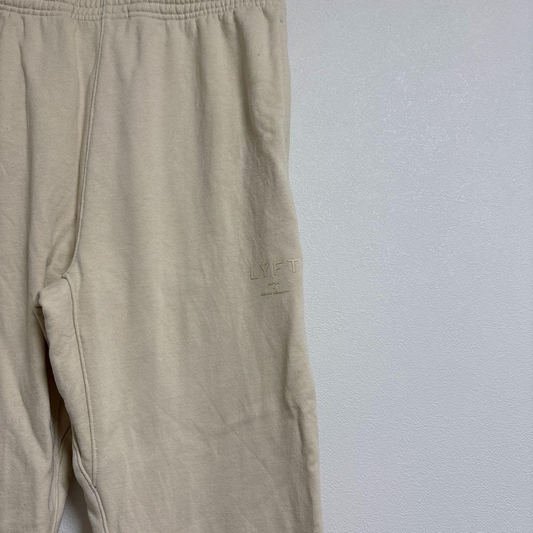 LYFT スウェット　セットアップ　スタンドカラー　ivory