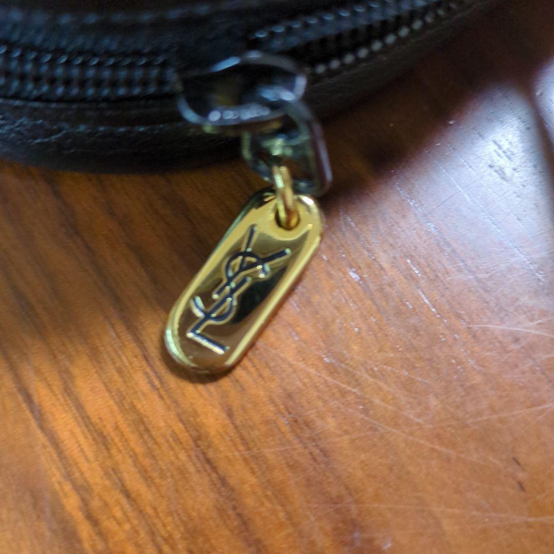 【極美品】イブサンローラン キルティングショルダーバッグ レザー 斜め掛け 黒