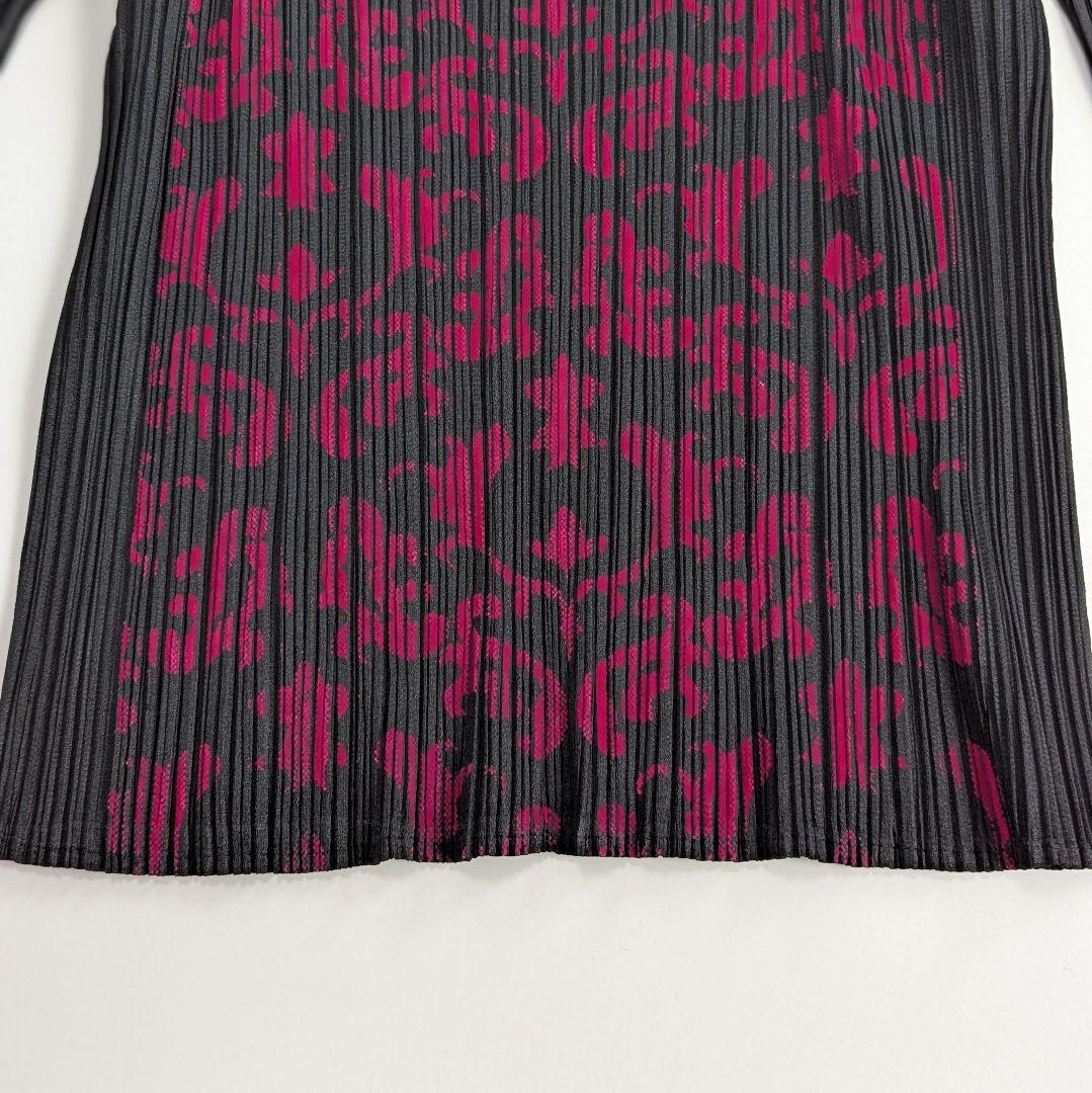 プリーツプリーズ イッセイミヤケ 長袖カットソー ダマスク柄 ハイネック