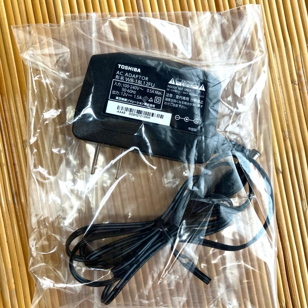 【美品】東芝　REGZA ポータブルDVDプレーヤー　SD-P710SW