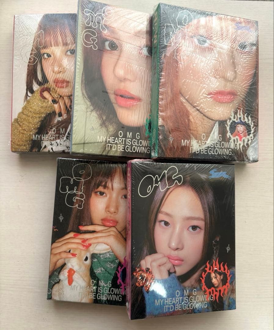 新品未開封 NewJeans ニュジ アルバム OMG トレカ