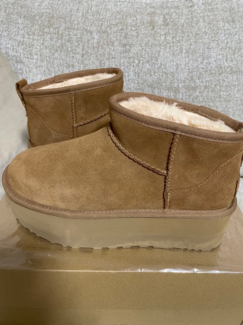 【正規品】 【即日発送可】UGG クラシック ウルトラ ミニ プラットフォーム