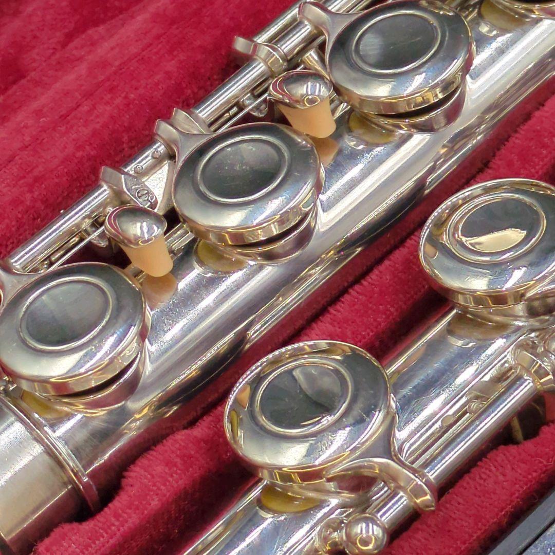 フルート　調整済　ヤマハYFL211S（Eメカ、銀メッキ仕様）