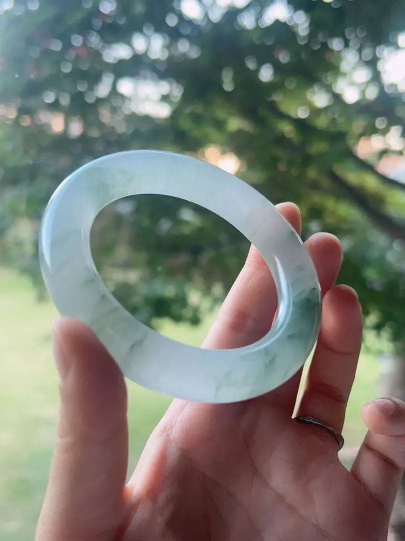 翡翠色 天山翠 金糸玉　天然石　バングル内径56.7 満圏