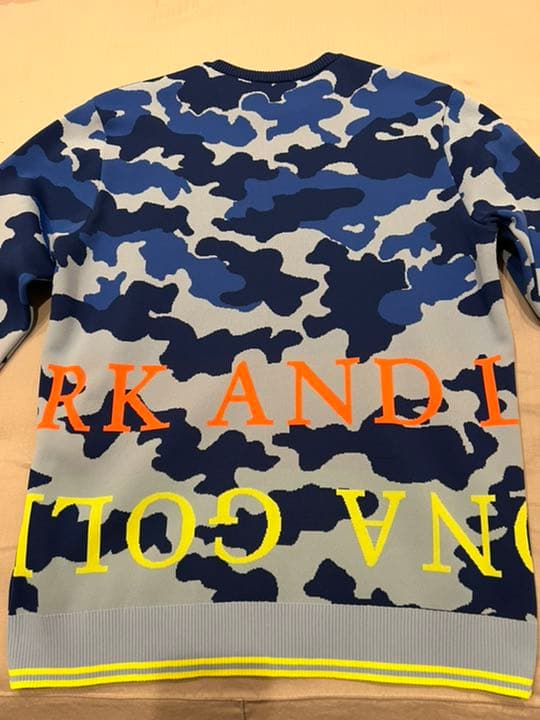 マークアンドロナ　ニット　カモフラ