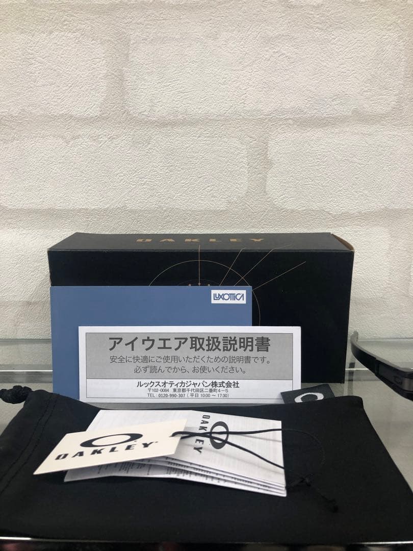 OAKLEY オークリー サングラス ラッチ 9349