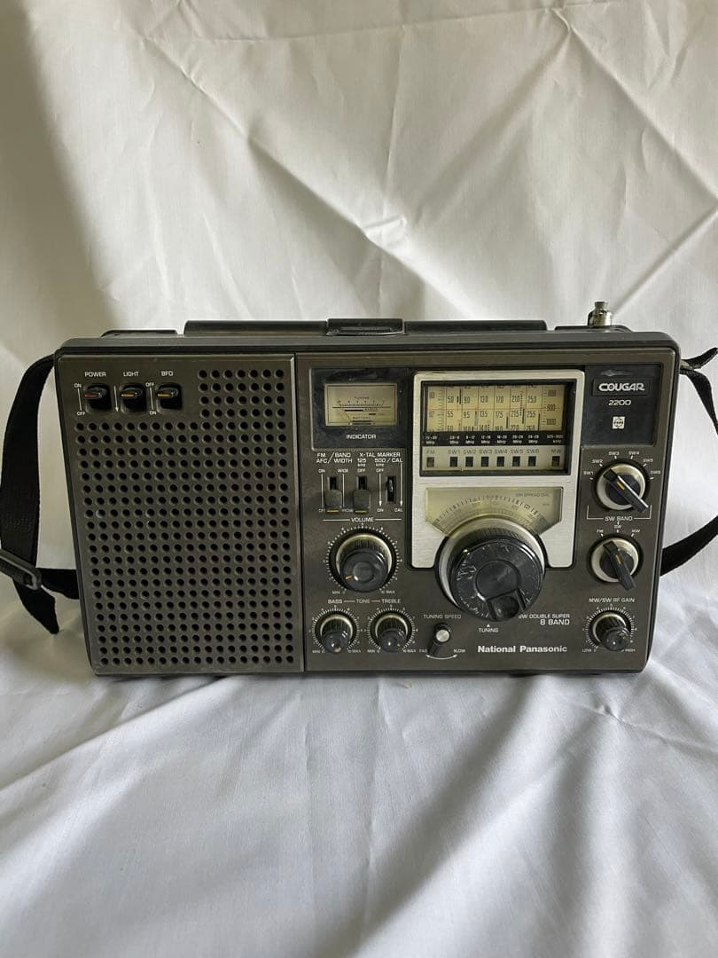 希少National Panasonic Cougar 2200 BCLラジオ