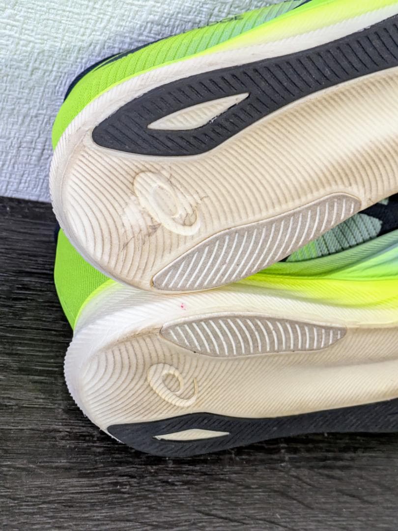 美品 アシックス メタスピードエッジプラス ランニングシューズ 25㎝