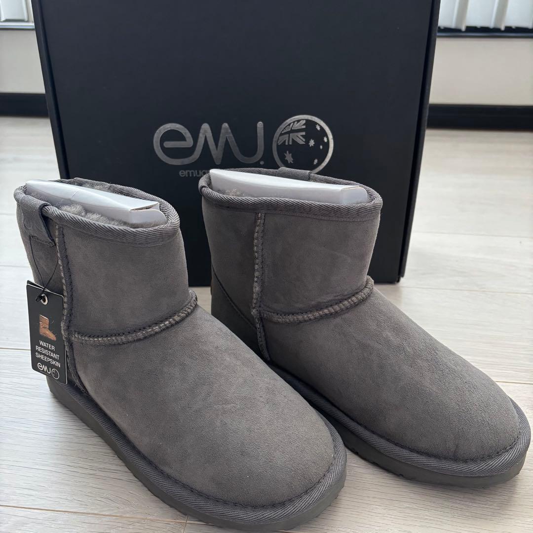 【新品 未使用】EMU エミュー スティンガーミニ ムートンブーツ 23cm