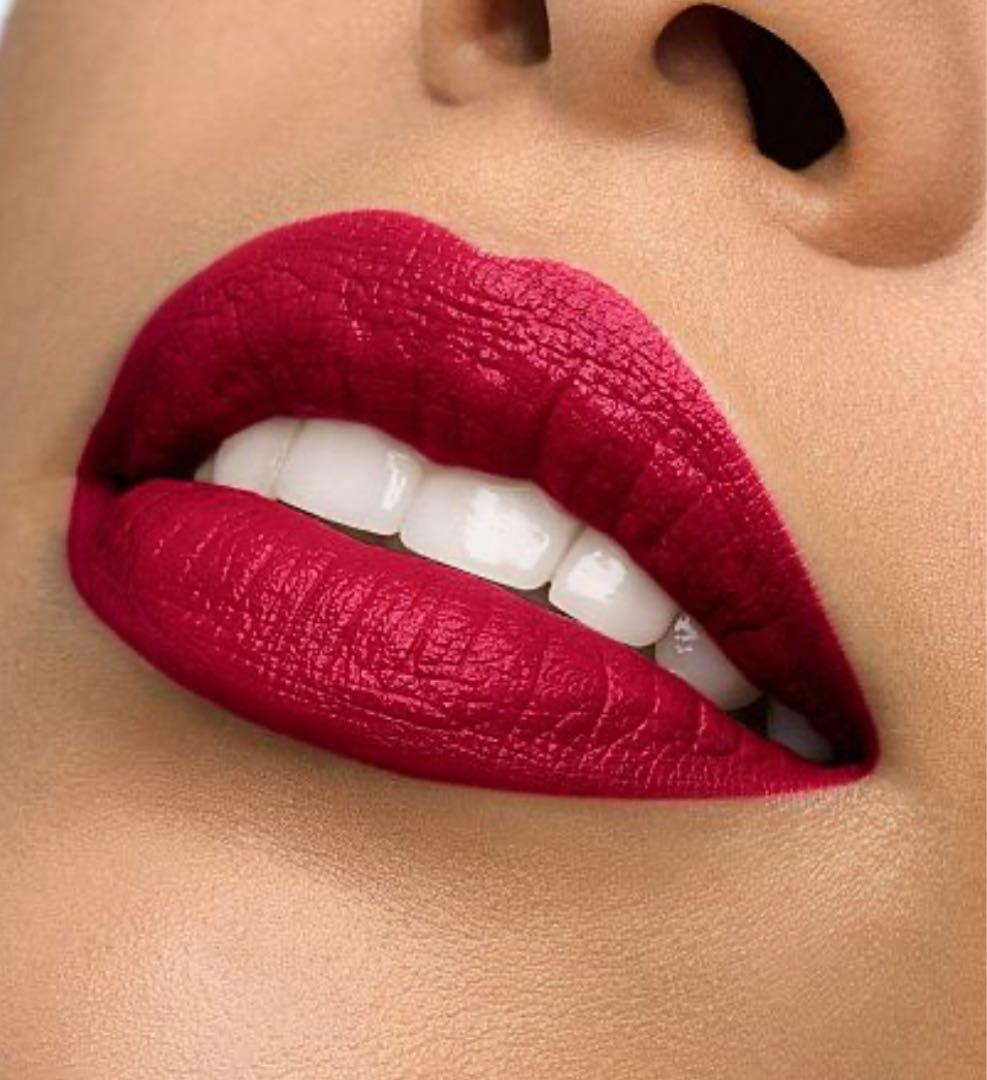 クリスチャンルブタン⭐︎新品未使用⭐︎赤リップ