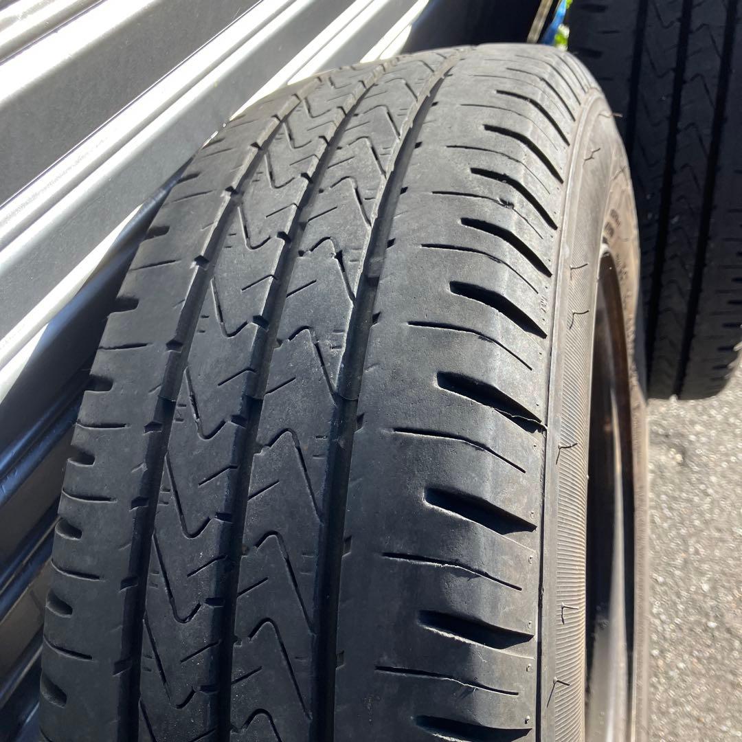 トヨタ純正メッキホイール　ハイラックス　ハイエースなどに