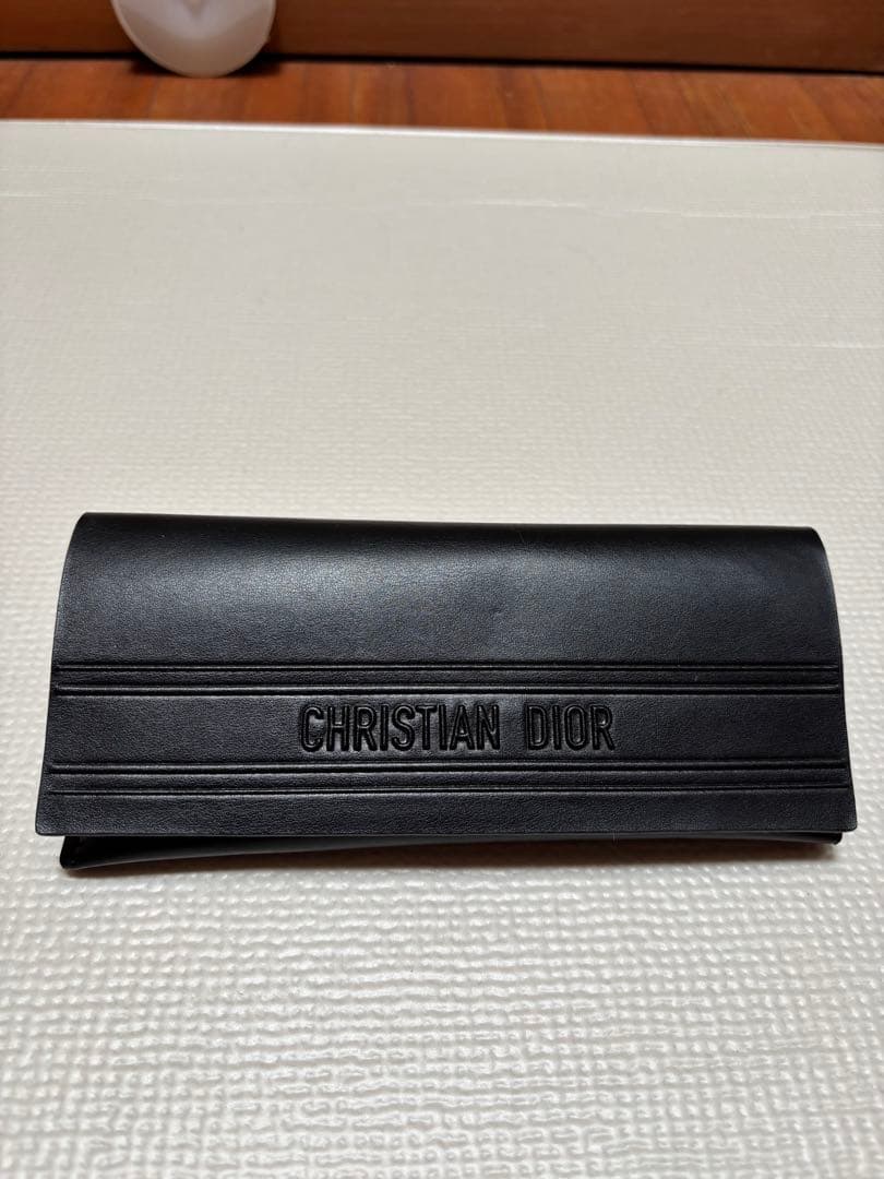 ん　DIOR SIGNATURE サングラス