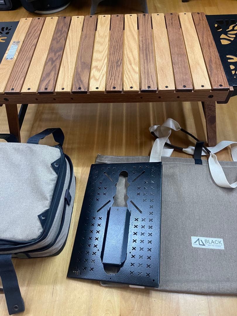 ハレテーブル BLACK DESIGN アイアンテーブルツリー柄、BX他セット❗️