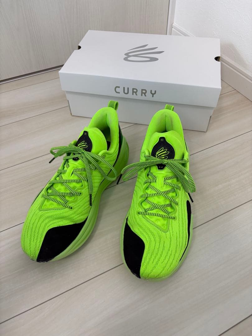 Curry バスケットボールシューズ 蛍光グリーン