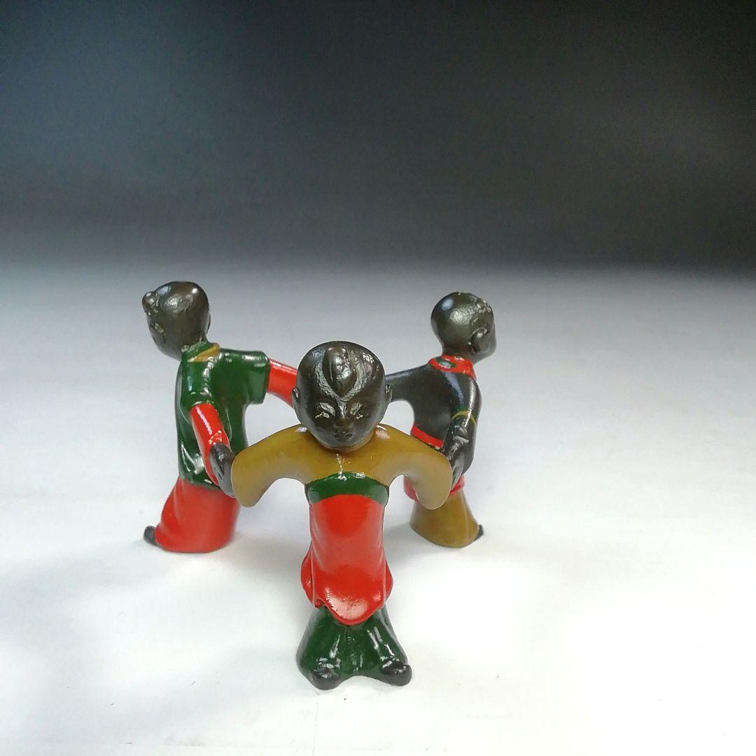 Ｓ７８７　蓋置　　『色絵　三ツ人形蓋置』『鋳物師　金森彦兵衛』　共箱　茶道具