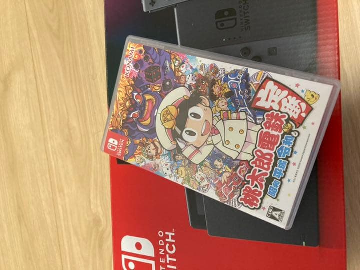 値下げ【超美品】NintendoSwitch本体☆すぐ遊べる人気カセット付！