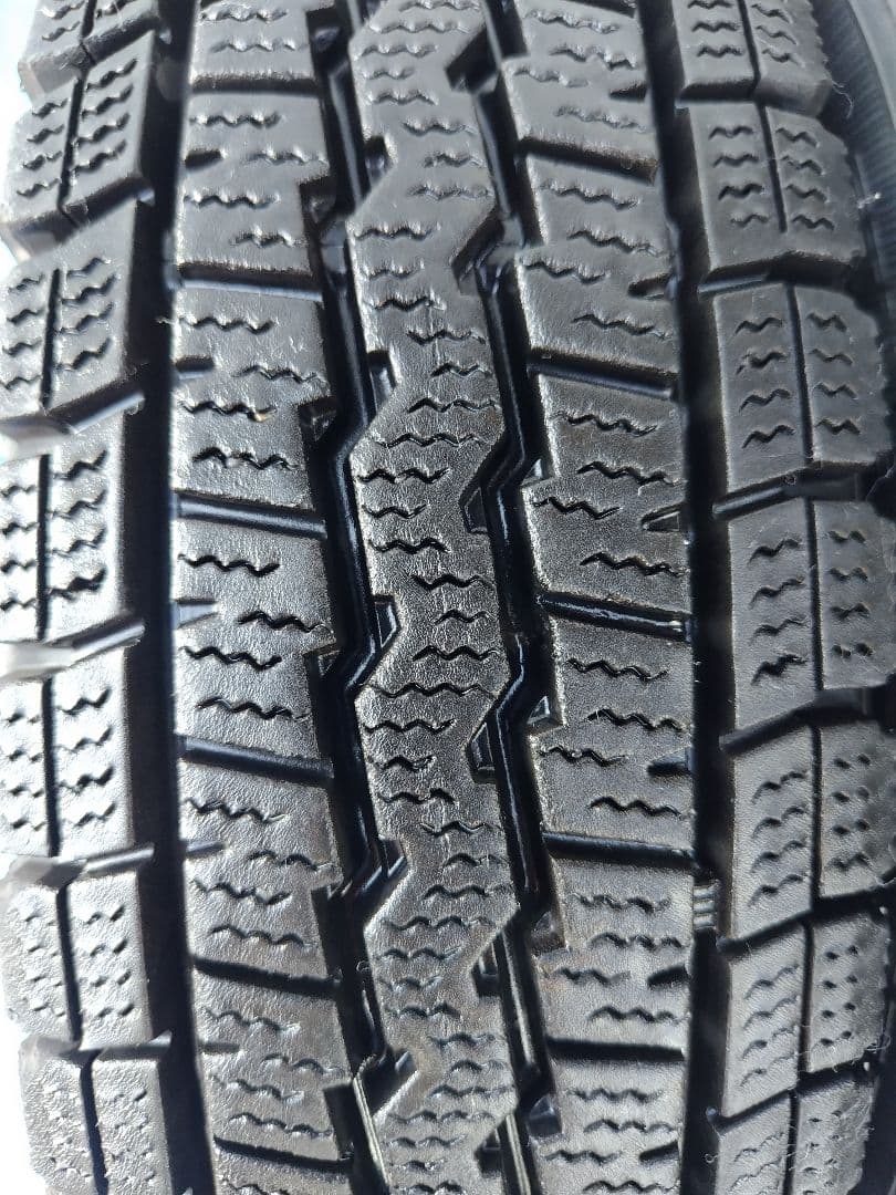 145R12・LT【1/2】軽トラ用スタッドレス・鉄ホイール付、２本分割