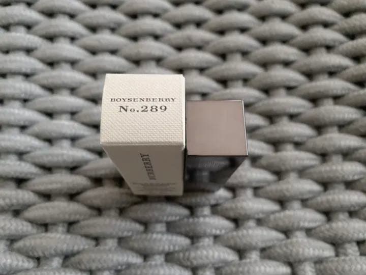 バーバリー　キスシアー　　リップ　セット