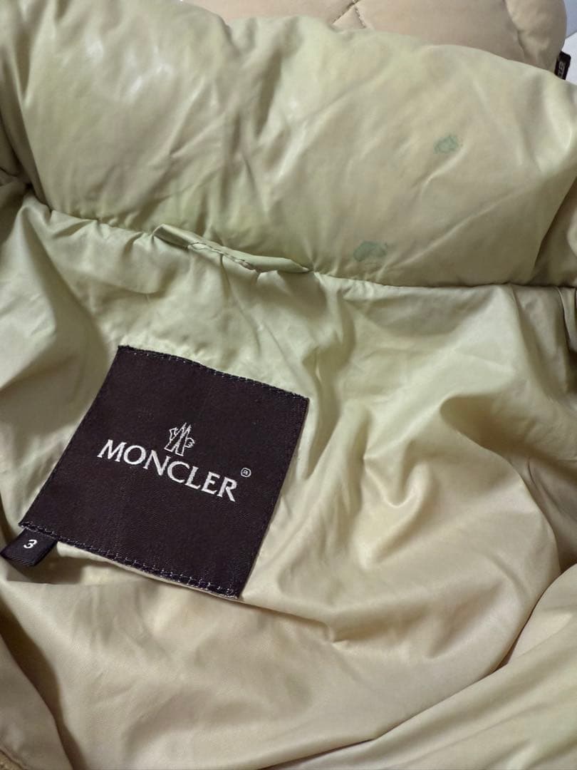 MONCLER ベージュ ダウンジャケット キルティングサイズ3