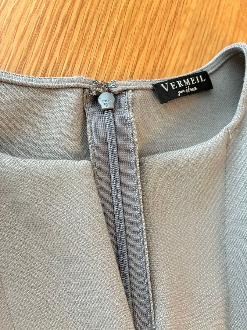 VERMEIL par iena ツイルウエストシェイプワンピース カーキグレー