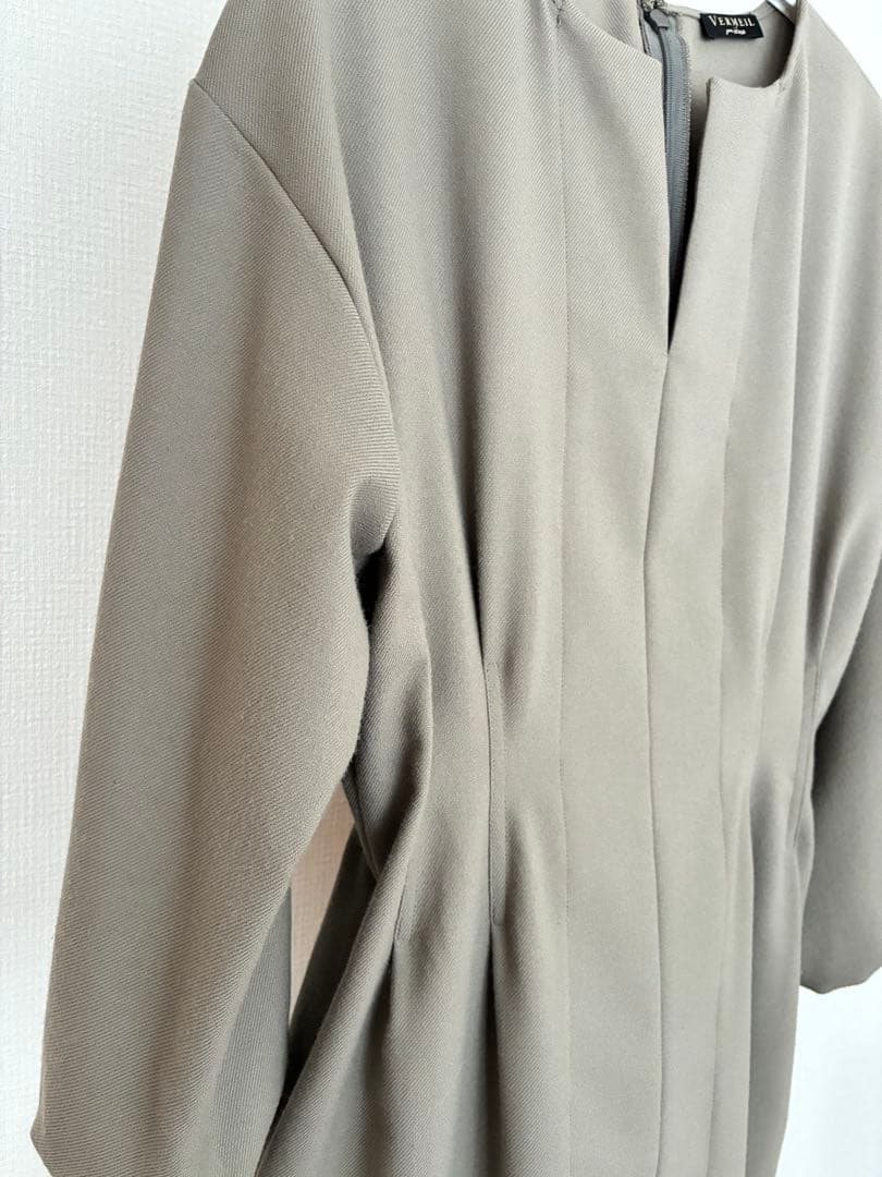 VERMEIL par iena ツイルウエストシェイプワンピース カーキグレー