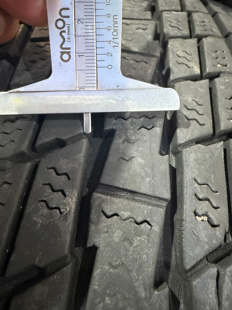 セ*ノ様 175/80R16 スタッドレスタイヤ　ホイールセット　ジムニー