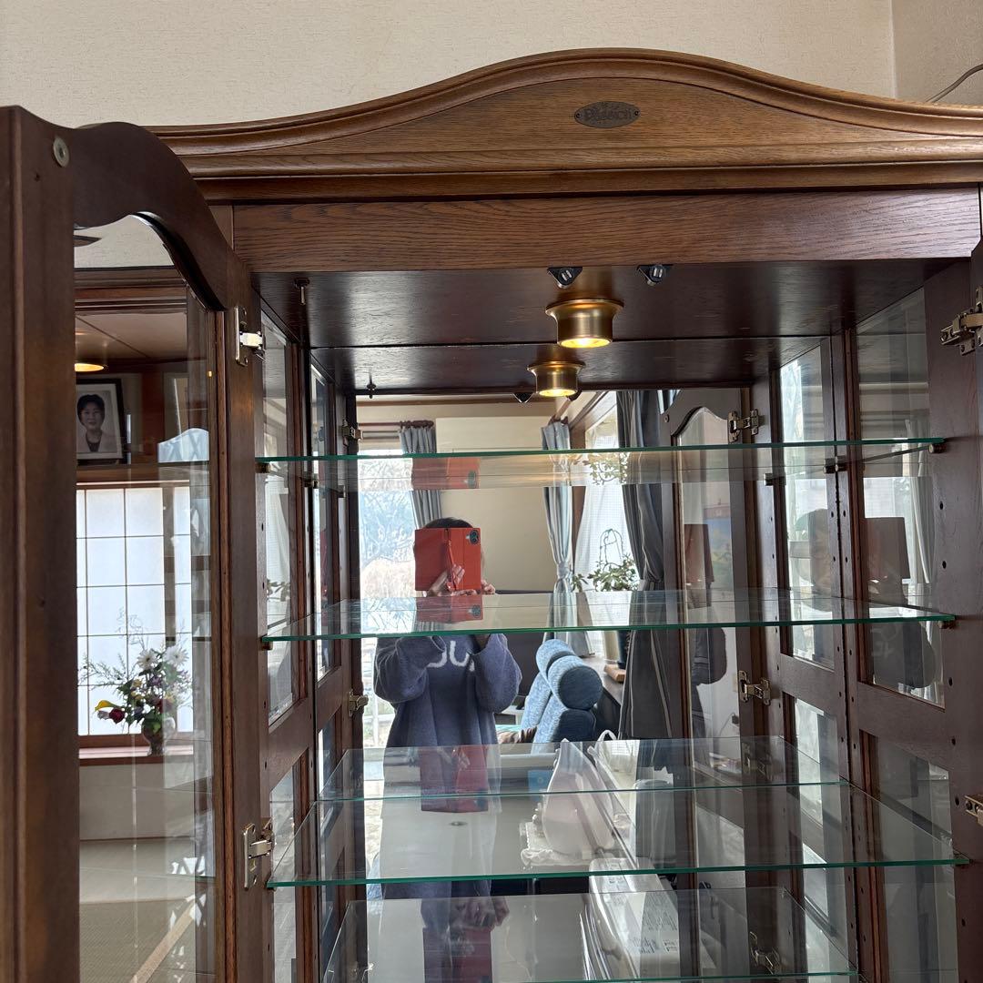 高級家具　passionブランド　縦型　カップポード　飾り棚照明付　背面鏡棚5